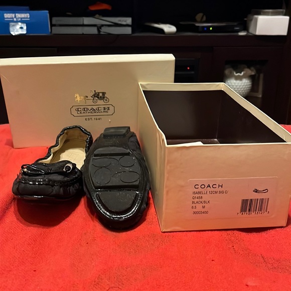 Used coach loafers still in great condition worry about five times - Picture 1 of 4